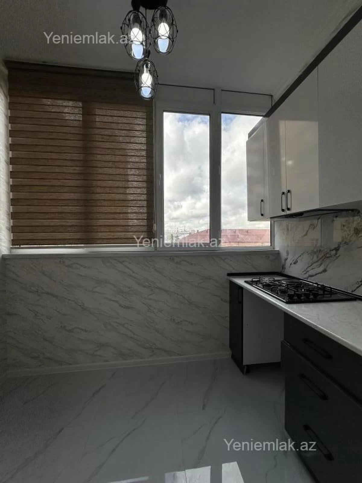 Satılır 3 otaqlı yeni tikili 76 m²