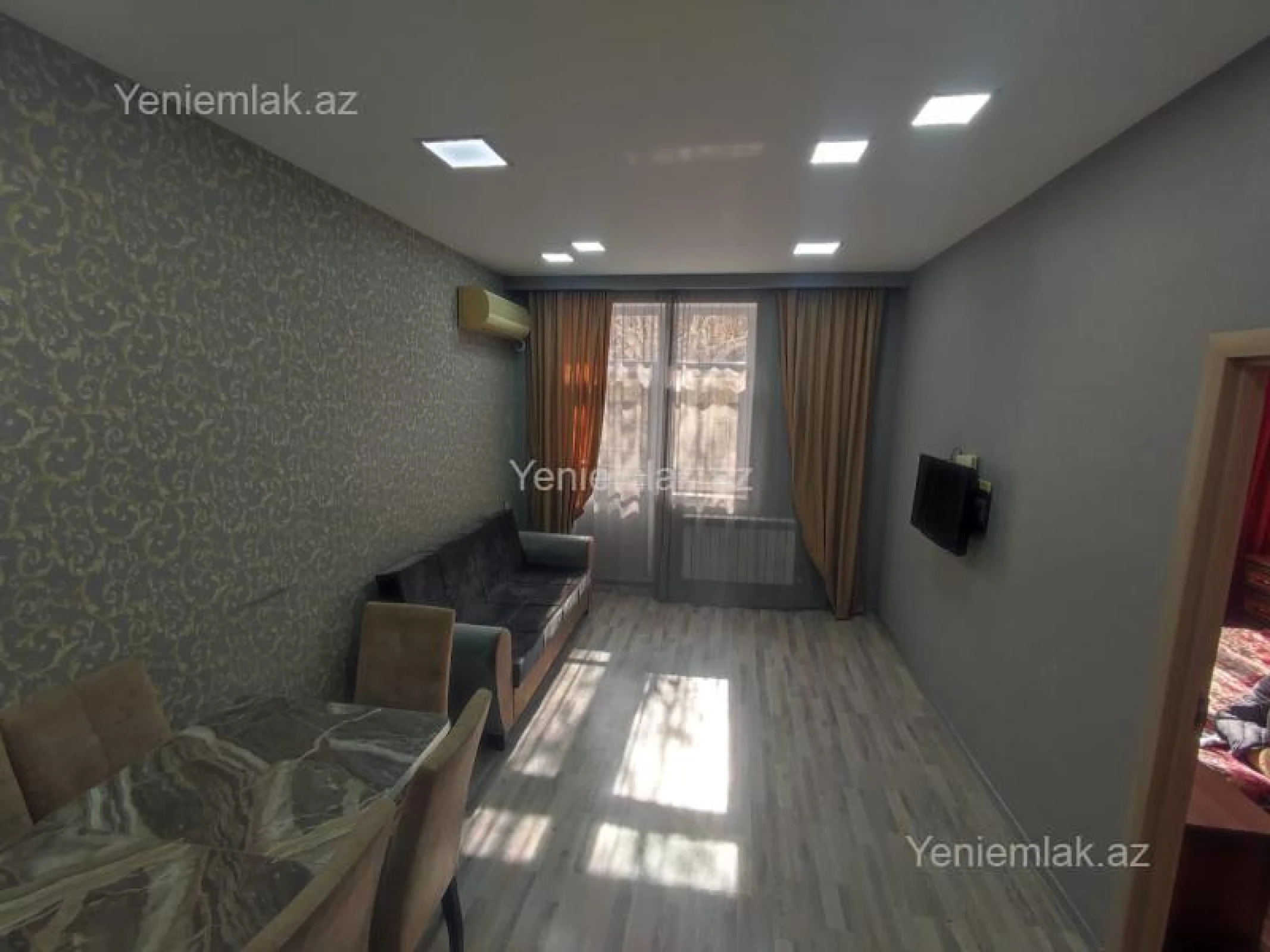 Satılır 3 otaqlı köhnə tikili 90 m²