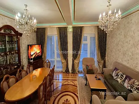 Satılır 5 otaqlı köhnə tikili 150 m²