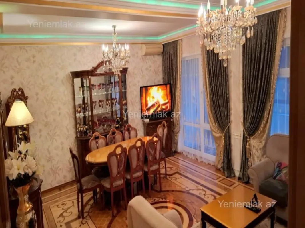 Satılır 5 otaqlı köhnə tikili 150 m²