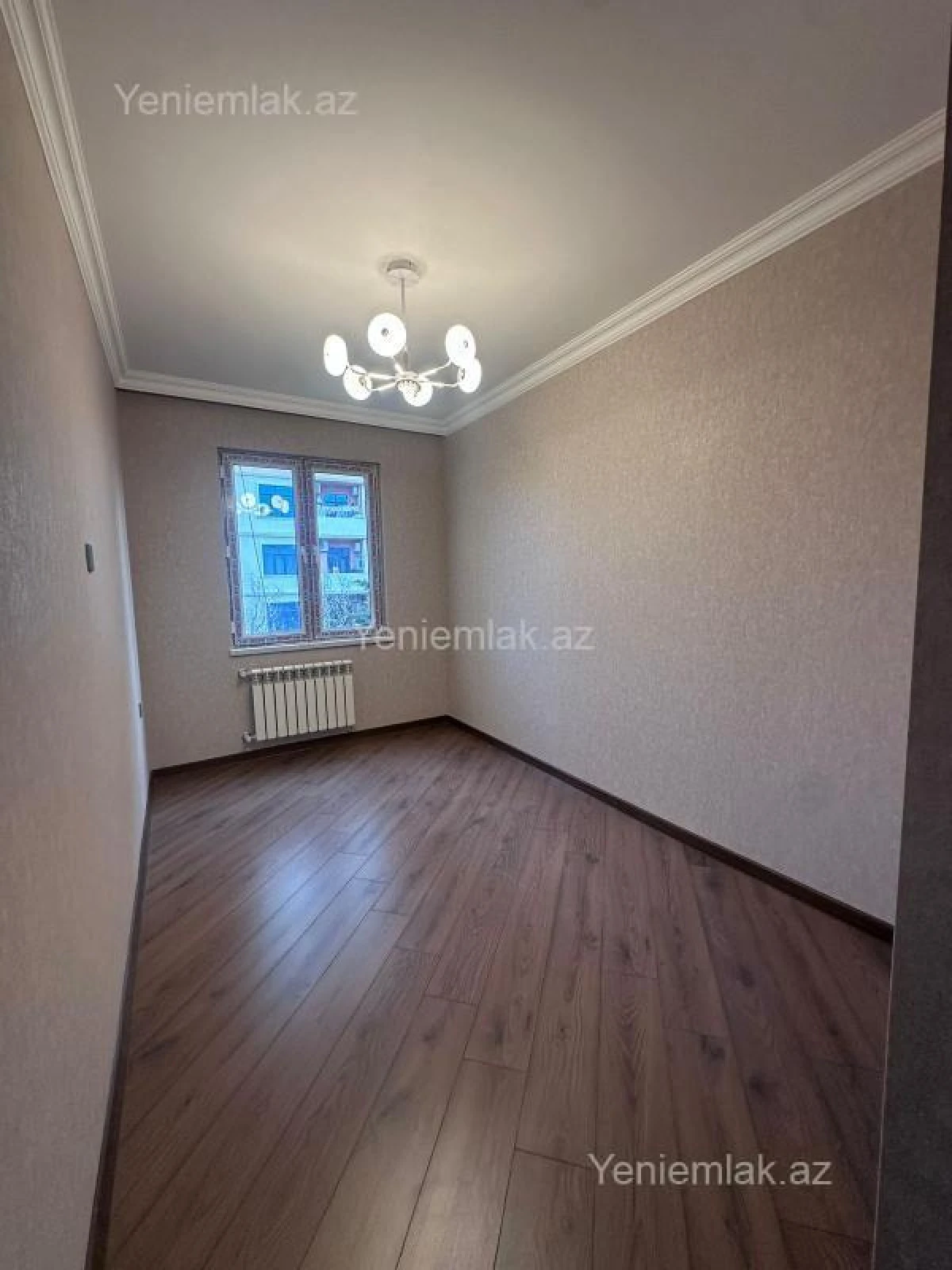 Satılır 2 otaqlı köhnə tikili 55 m²