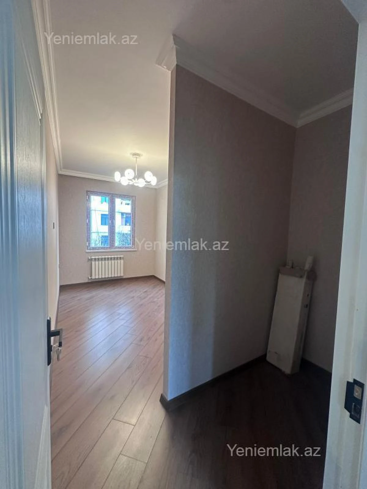 Satılır 2 otaqlı köhnə tikili 55 m²