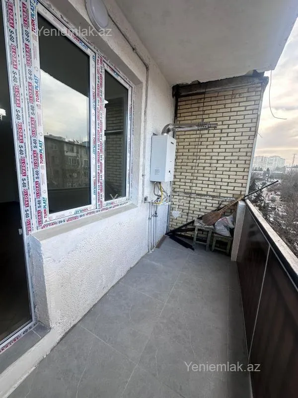Satılır 2 otaqlı köhnə tikili 55 m²