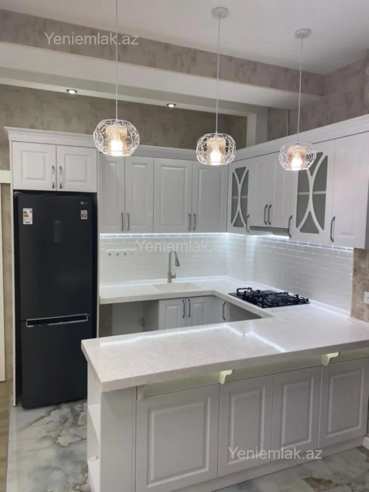 Satılır 2 otaqlı yeni tikili 95 m²