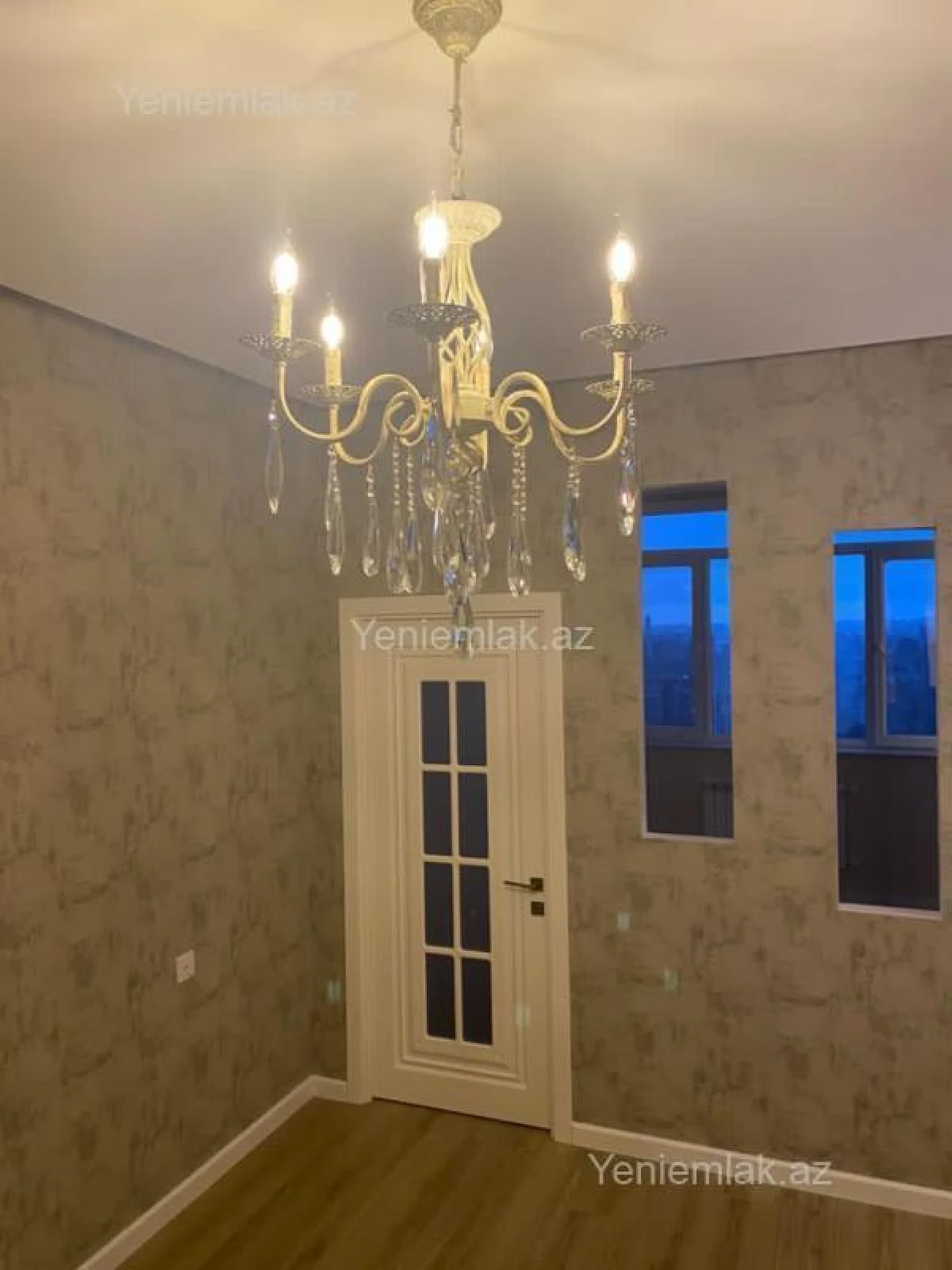 Satılır 2 otaqlı yeni tikili 95 m²