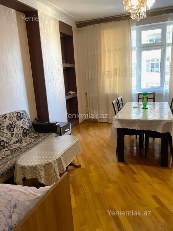 Satılır 2 otaqlı yeni tikili 95 m²
