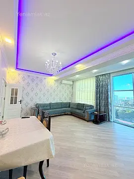 Satılır 3 otaqlı yeni tikili 131 m²