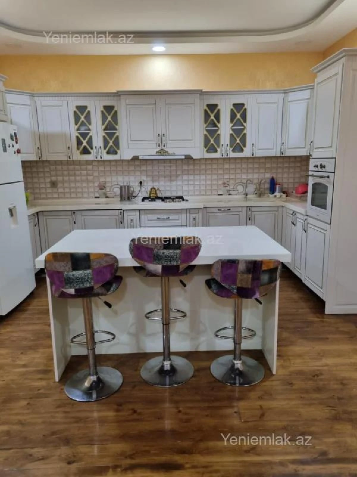 Satılır 6 otaqlı həyət evi 260 m²