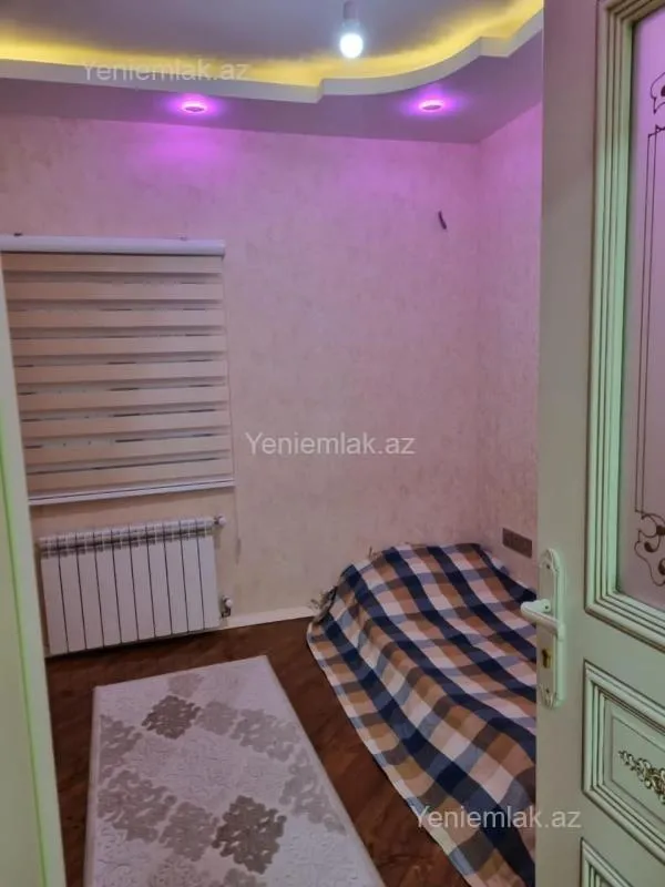 Satılır 6 otaqlı həyət evi 260 m²