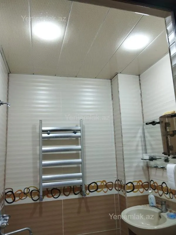 Satılır 2 otaqlı yeni tikili 60 m²