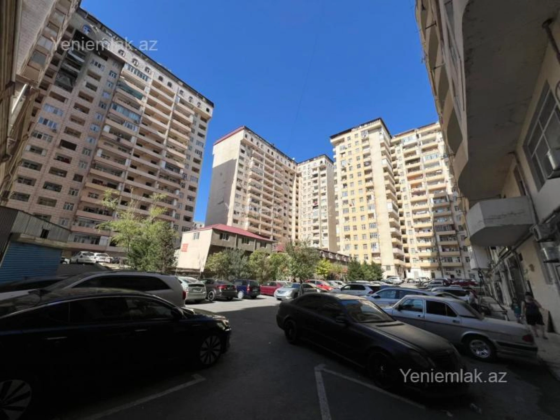 Satılır 16 otaqlı obyekt 850 m²