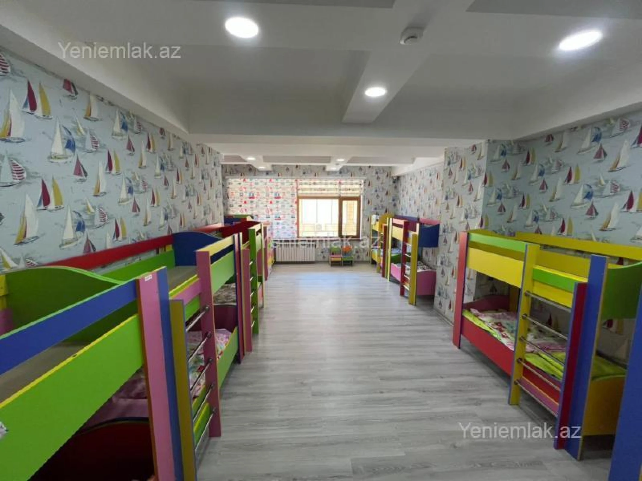 Satılır 16 otaqlı obyekt 850 m²