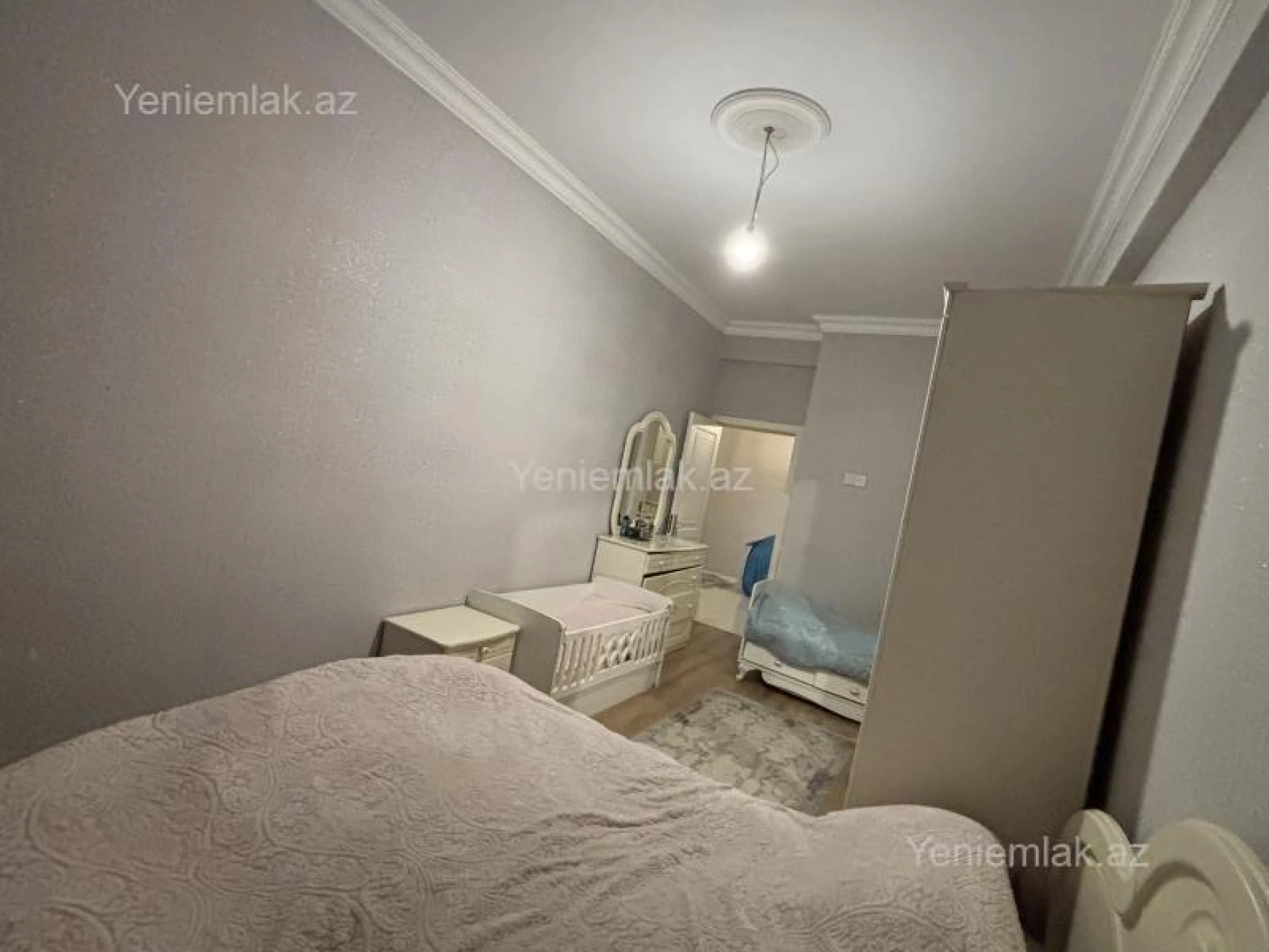 Satılır 2 otaqlı yeni tikili 74 m²