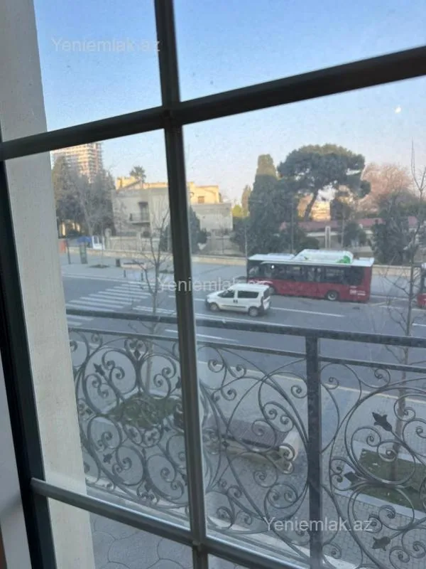 Satılır 2 otaqlı yeni tikili 65 m²