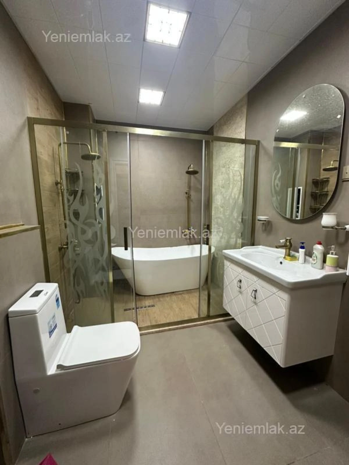 Satılır 2 otaqlı yeni tikili 65 m²