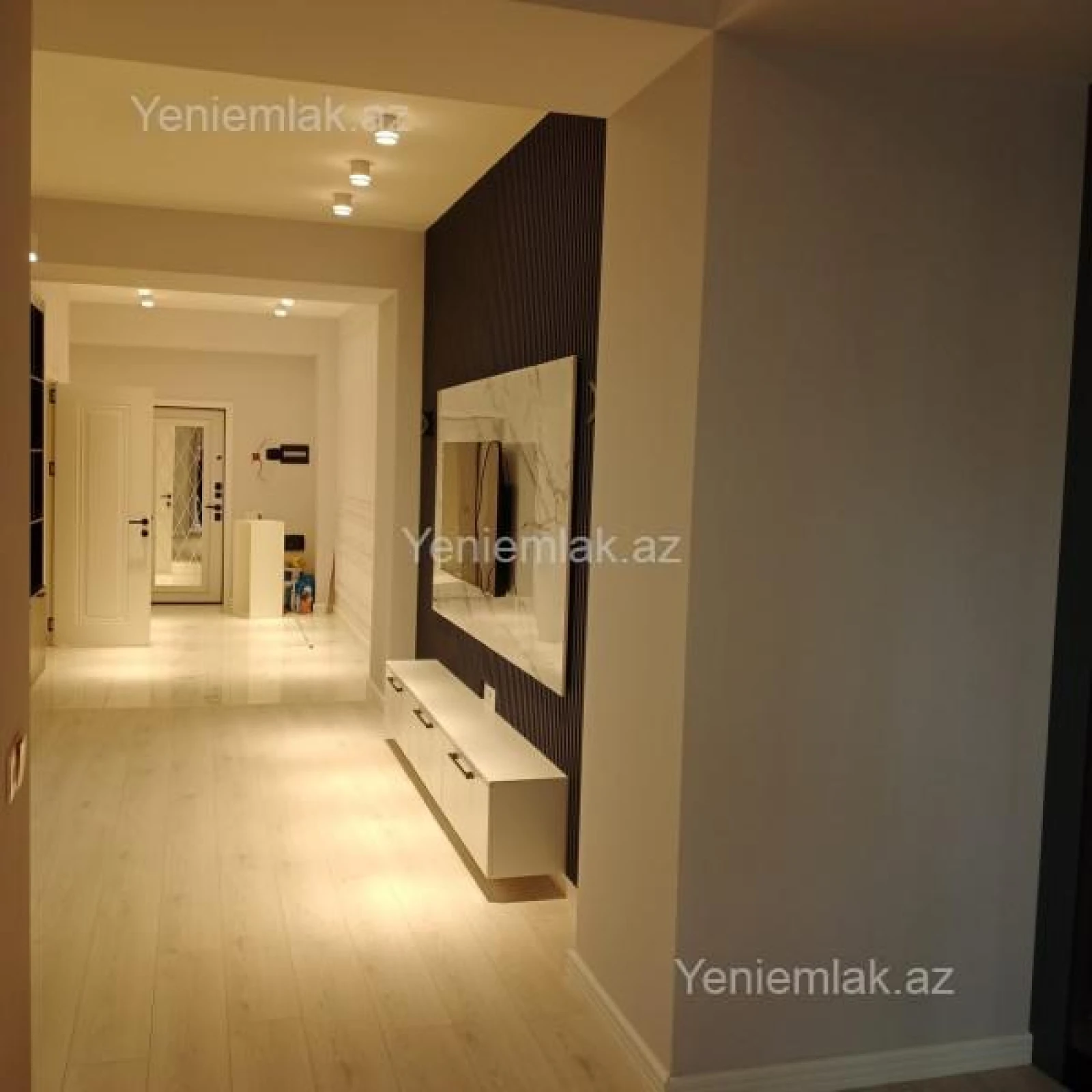 Satılır 2 otaqlı yeni tikili 86 m²