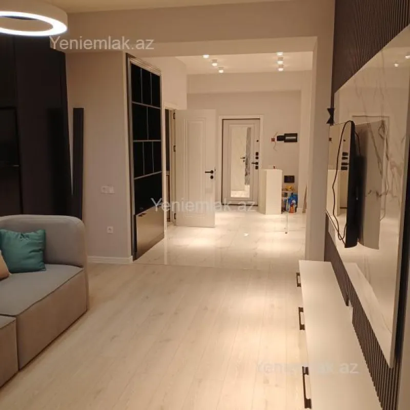 Satılır 2 otaqlı yeni tikili 86 m²