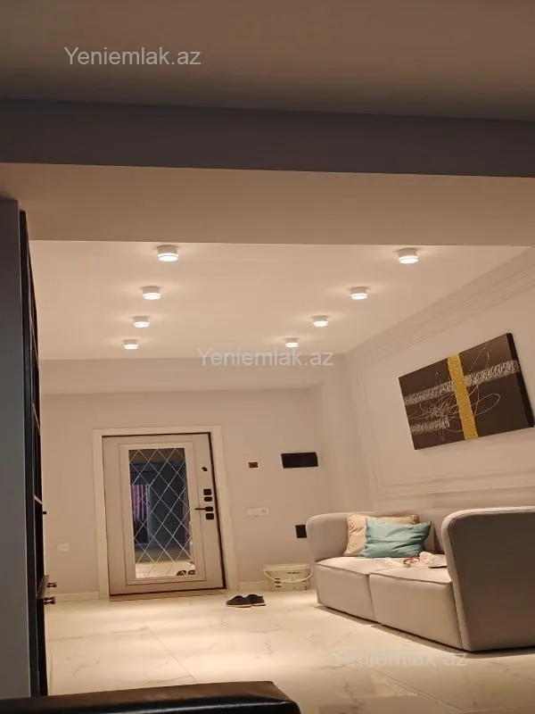 Satılır 2 otaqlı yeni tikili 86 m²