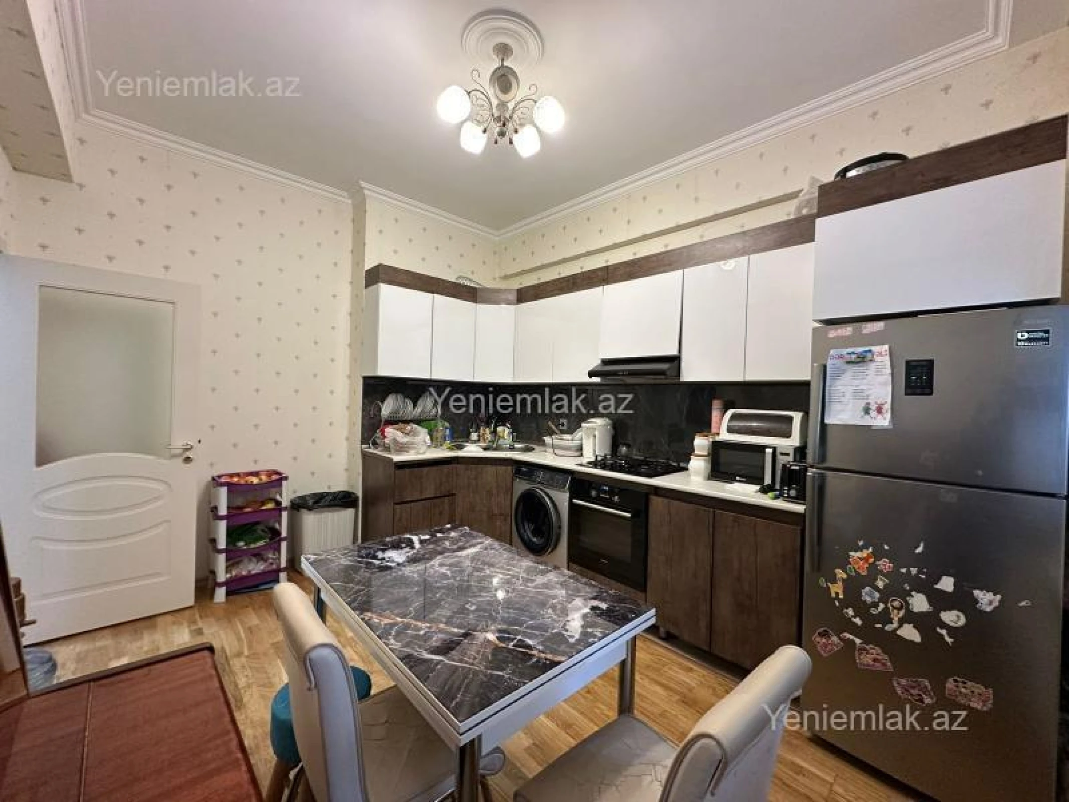 Satılır 2 otaqlı yeni tikili 60 m²