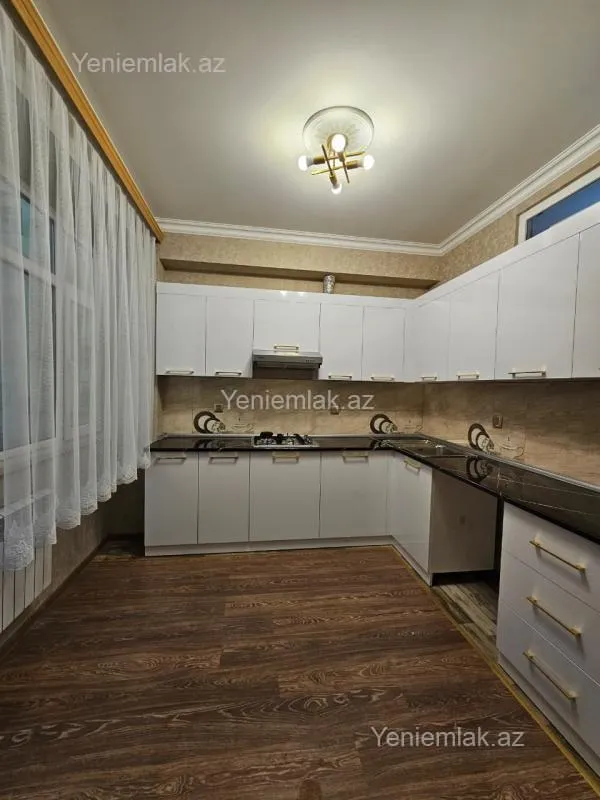Satılır 3 otaqlı yeni tikili 83 m²