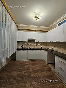 Satılır 3 otaqlı yeni tikili 83 m²