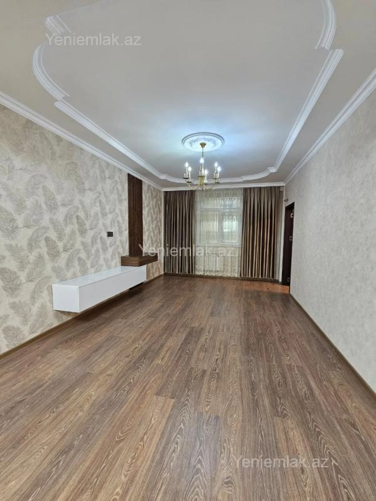 Satılır 3 otaqlı yeni tikili 83 m²