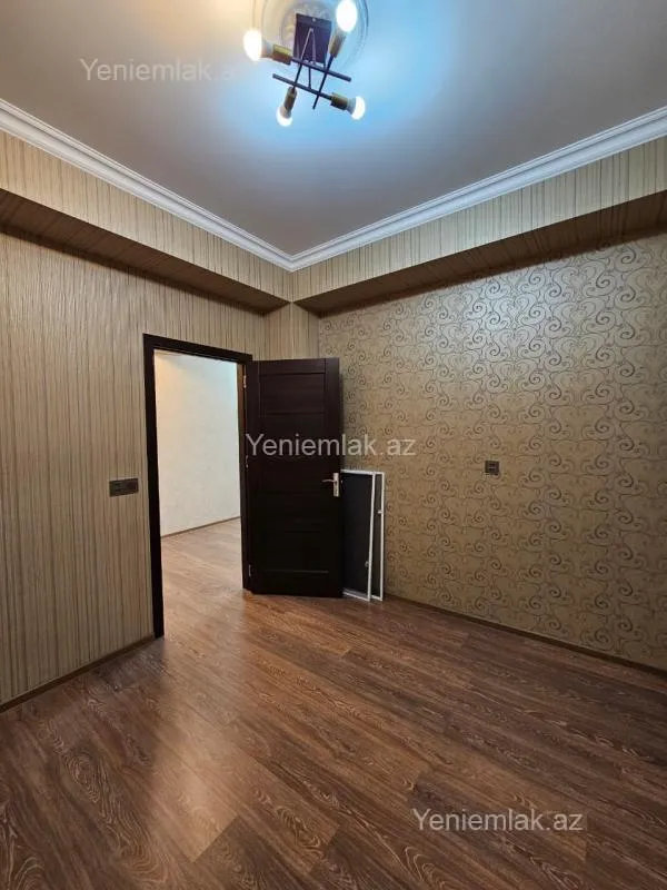 Satılır 3 otaqlı yeni tikili 83 m²