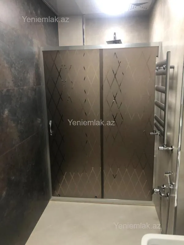 Satılır 2 otaqlı yeni tikili 60 m²