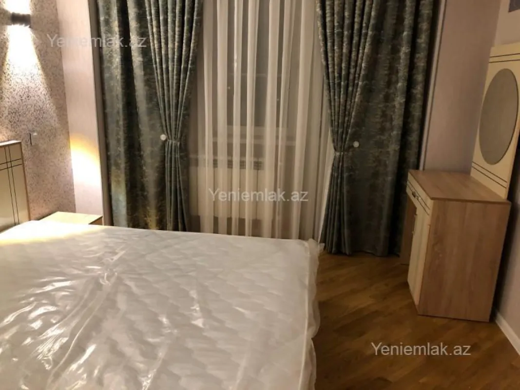 Satılır 2 otaqlı yeni tikili 60 m²