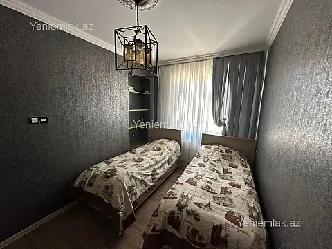Satılır 3 otaqlı yeni tikili 76 m²