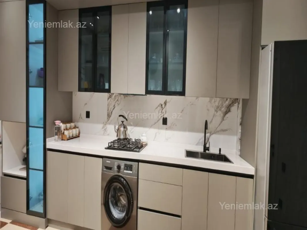 Satılır 3 otaqlı yeni tikili 110 m²