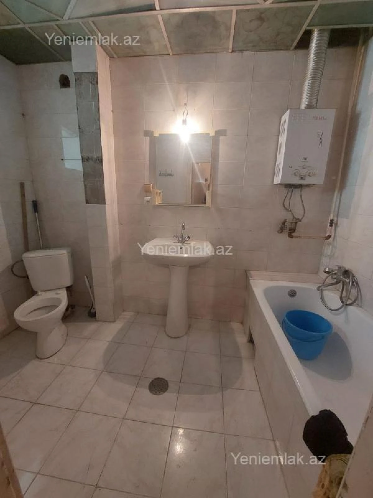 Satılır 2 otaqlı köhnə tikili 54 m²