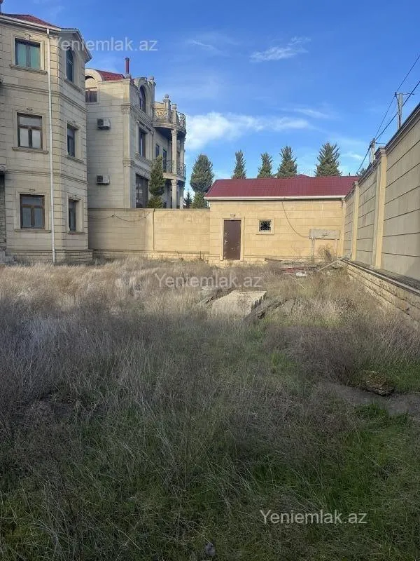 Satılır 7 otaqlı həyət evi 340 m²