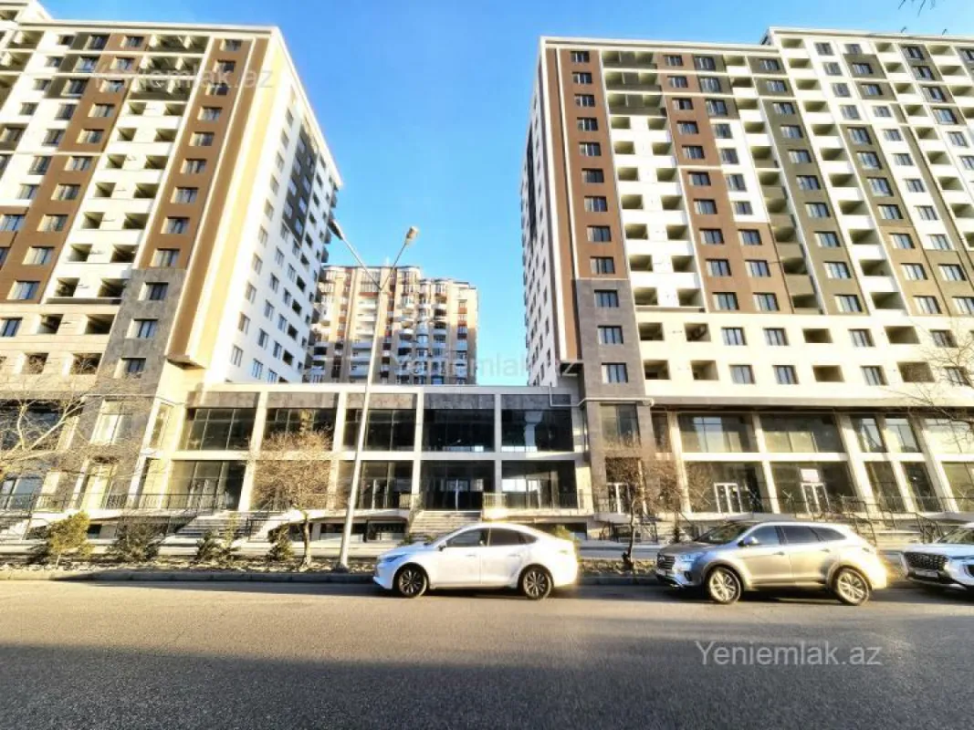 Satılır 4 otaqlı yeni tikili 110 m²