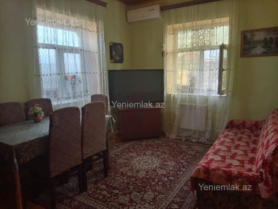 Satılır 3 otaqlı həyət evi 60 m²