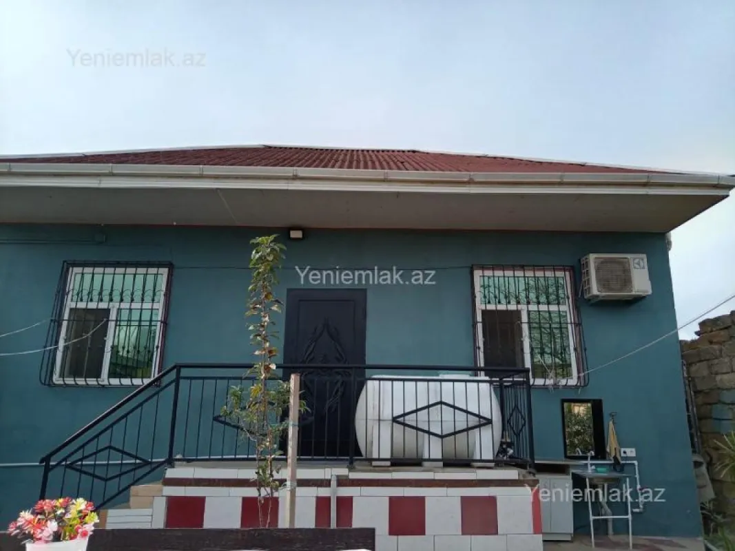 Satılır 3 otaqlı həyət evi 60 m²