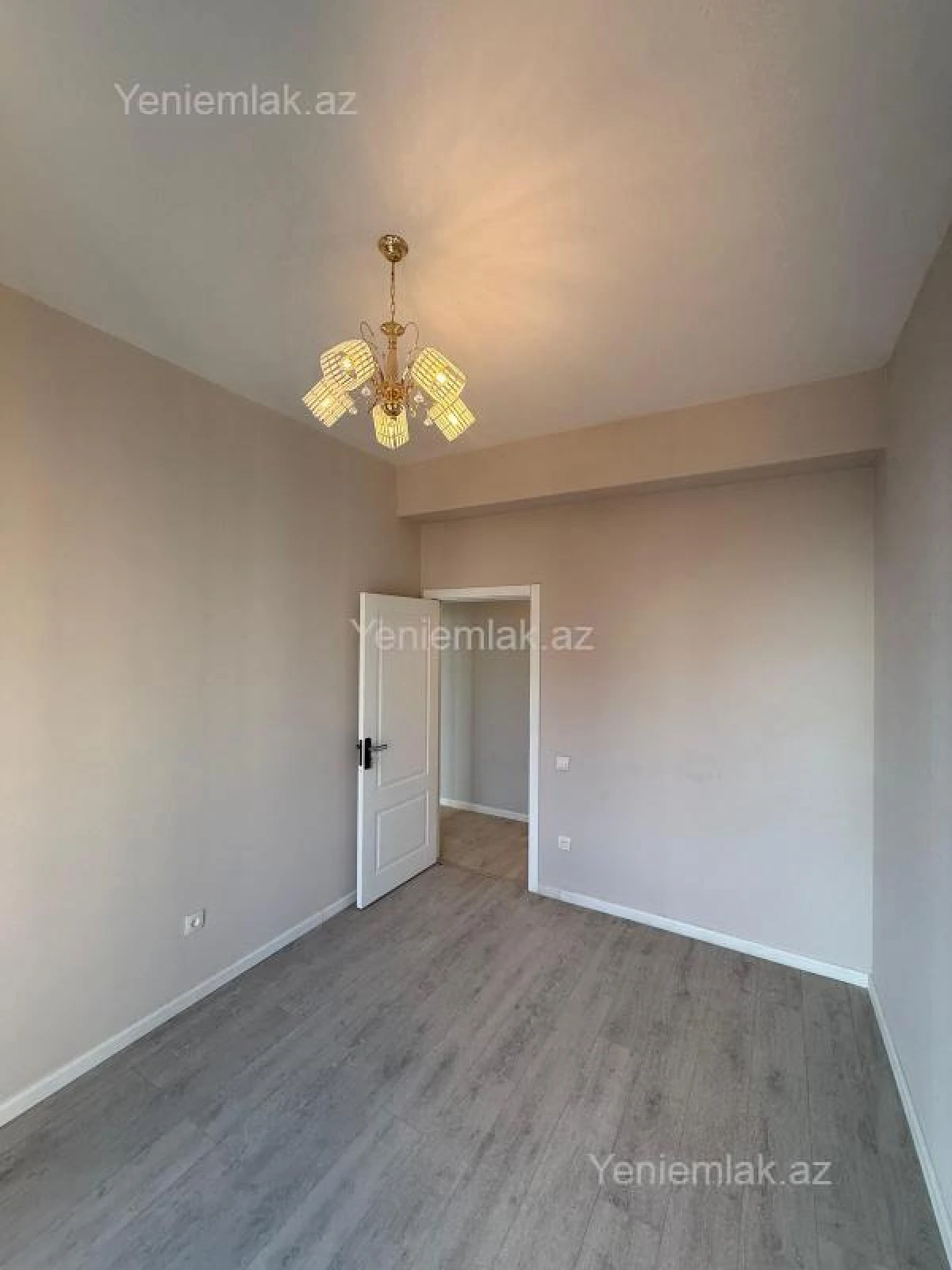 Satılır 4 otaqlı yeni tikili 102 m²