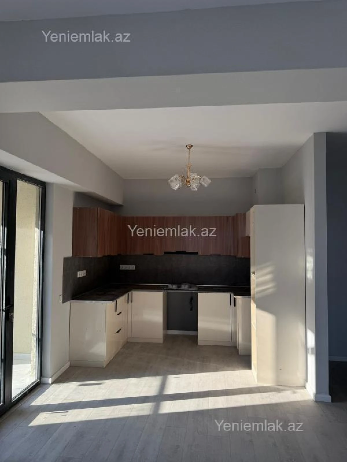 Satılır 4 otaqlı yeni tikili 102 m²