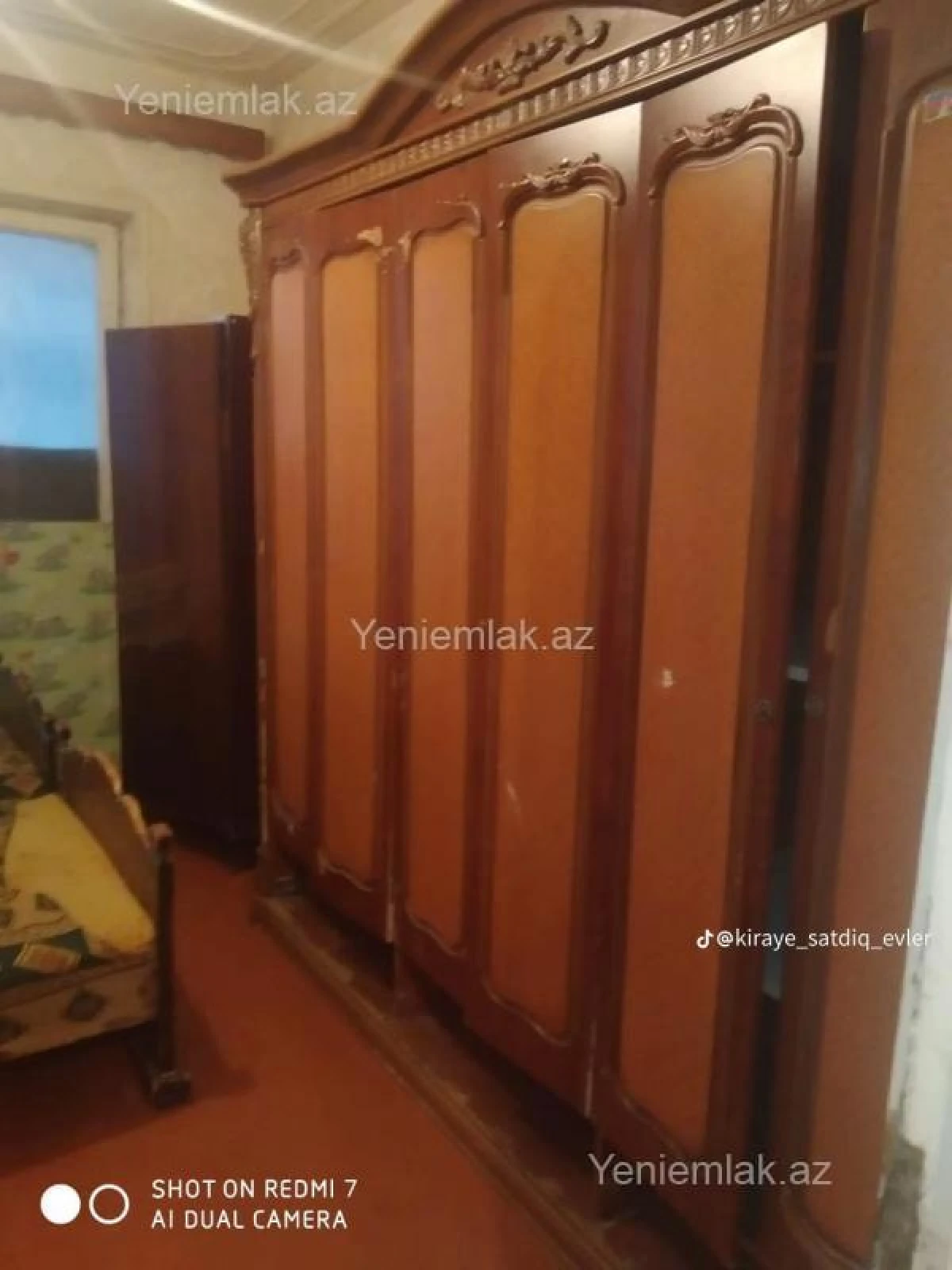 Satılır 2 otaqlı köhnə tikili 65 m²