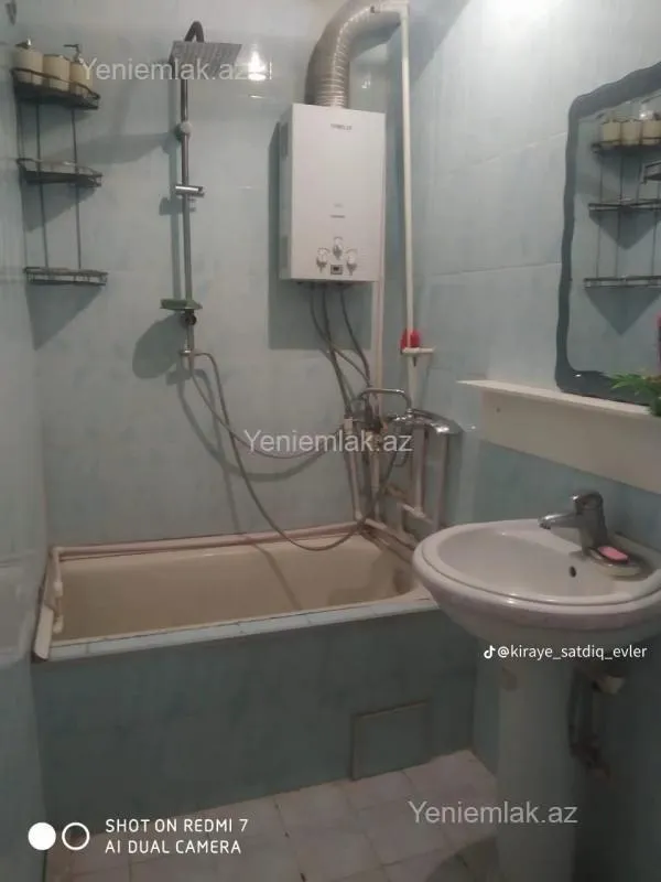 Satılır 2 otaqlı köhnə tikili 65 m²