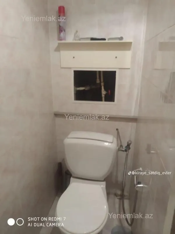 Satılır 2 otaqlı köhnə tikili 65 m²