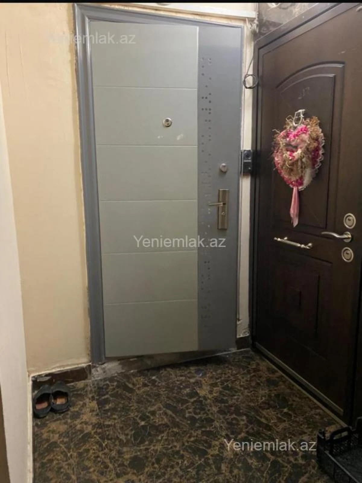 Satılır 2 otaqlı köhnə tikili 67 m²