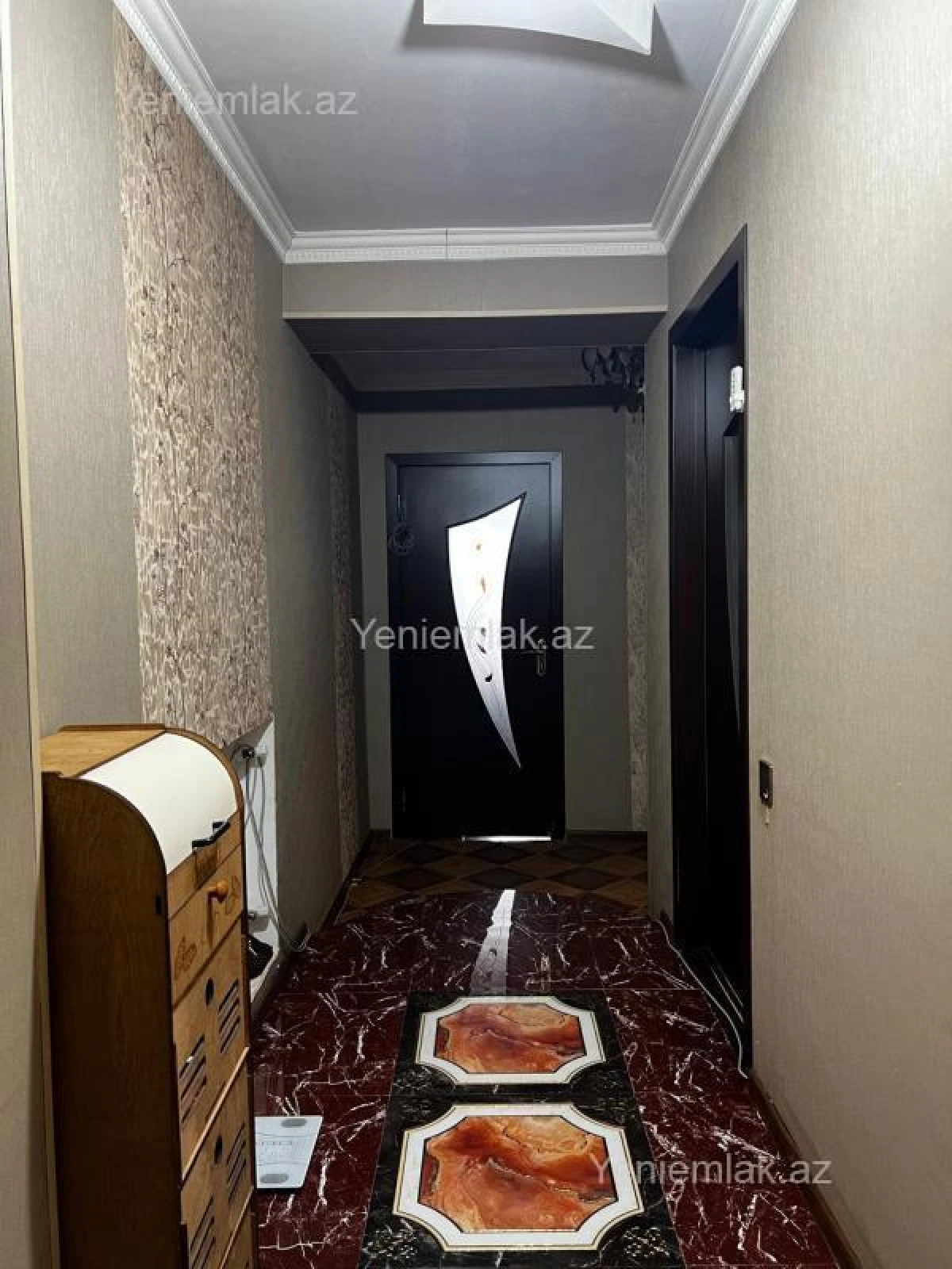 Satılır 2 otaqlı köhnə tikili 67 m²