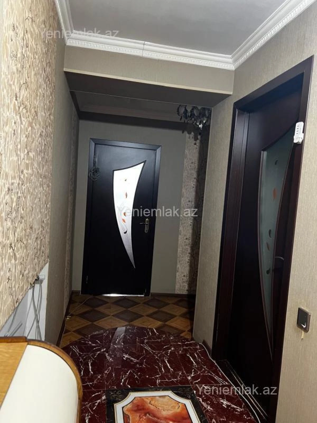 Satılır 2 otaqlı köhnə tikili 67 m²