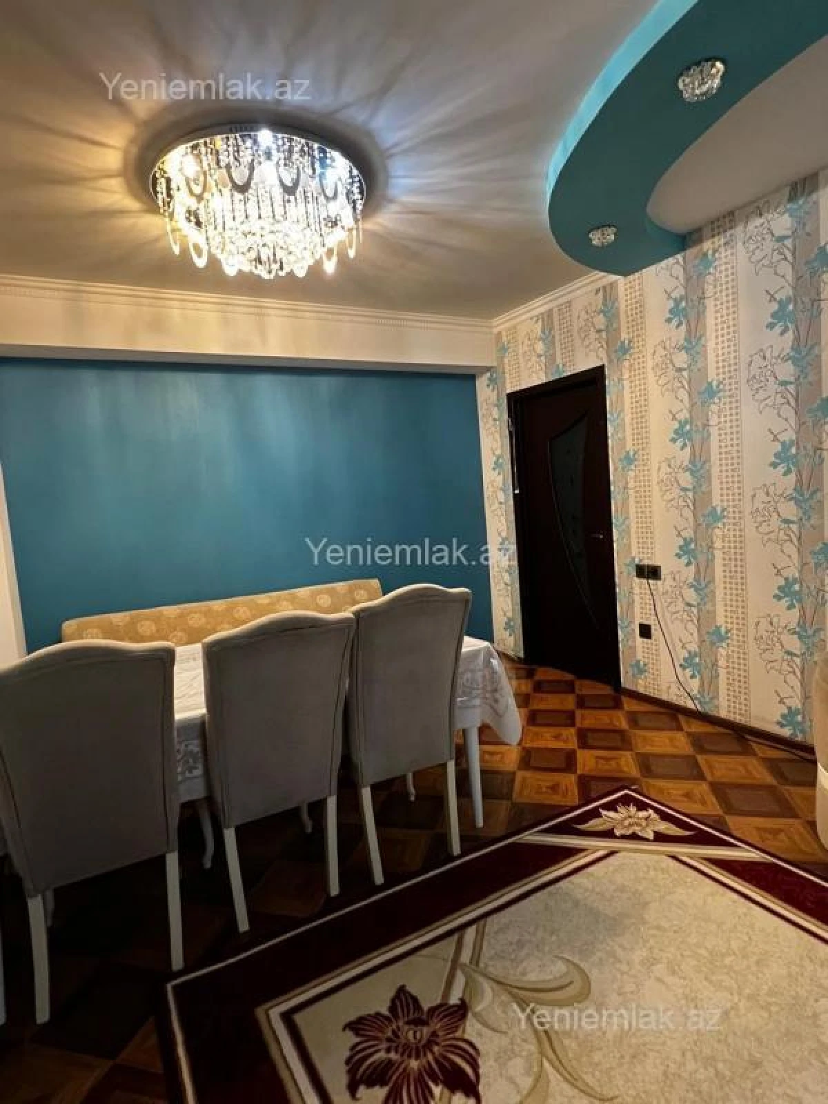 Satılır 2 otaqlı köhnə tikili 67 m²