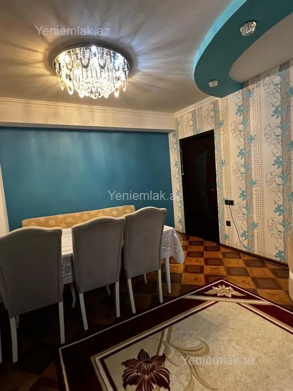 Satılır 2 otaqlı köhnə tikili 67 m²