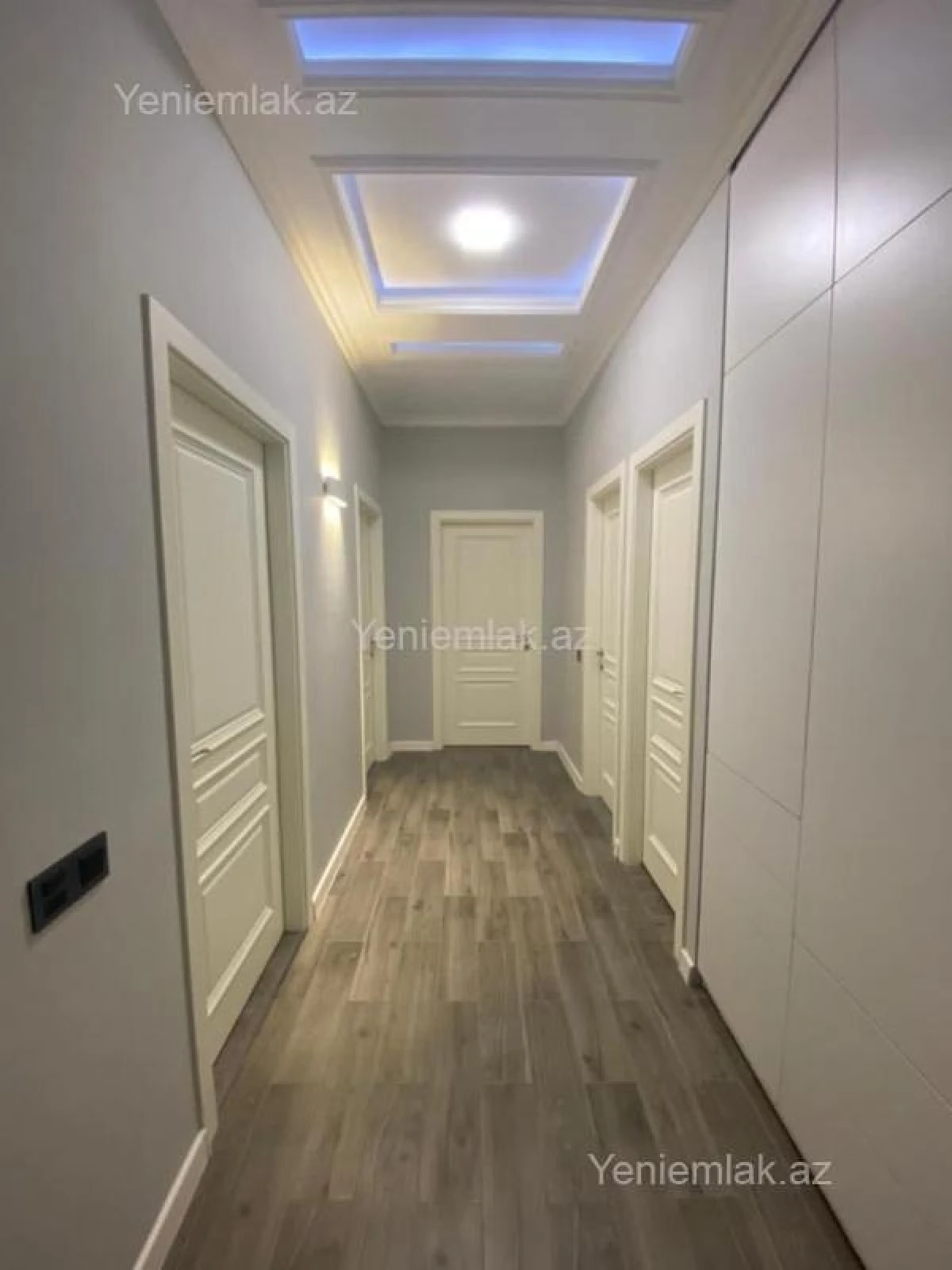 Satılır 3 otaqlı köhnə tikili 114 m²