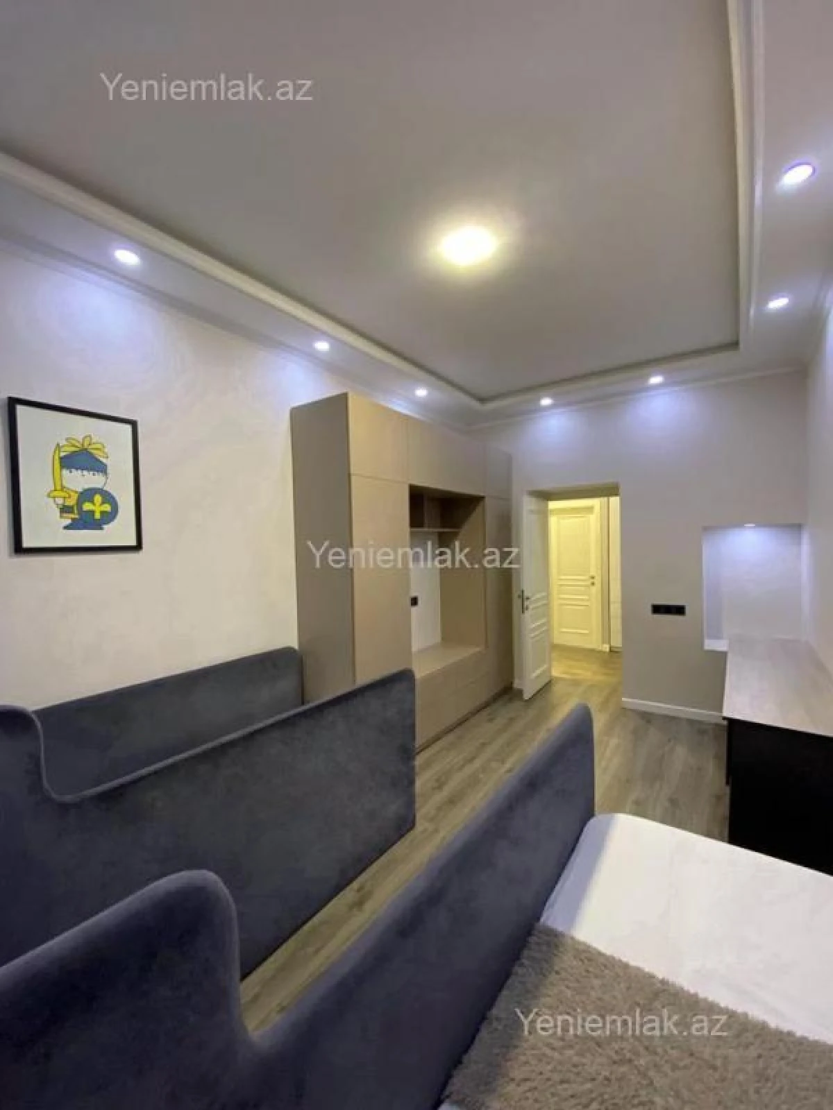 Satılır 3 otaqlı köhnə tikili 114 m²