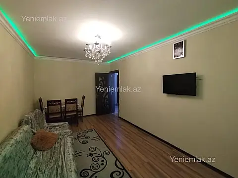 Satılır 2 otaqlı köhnə tikili 55 m²