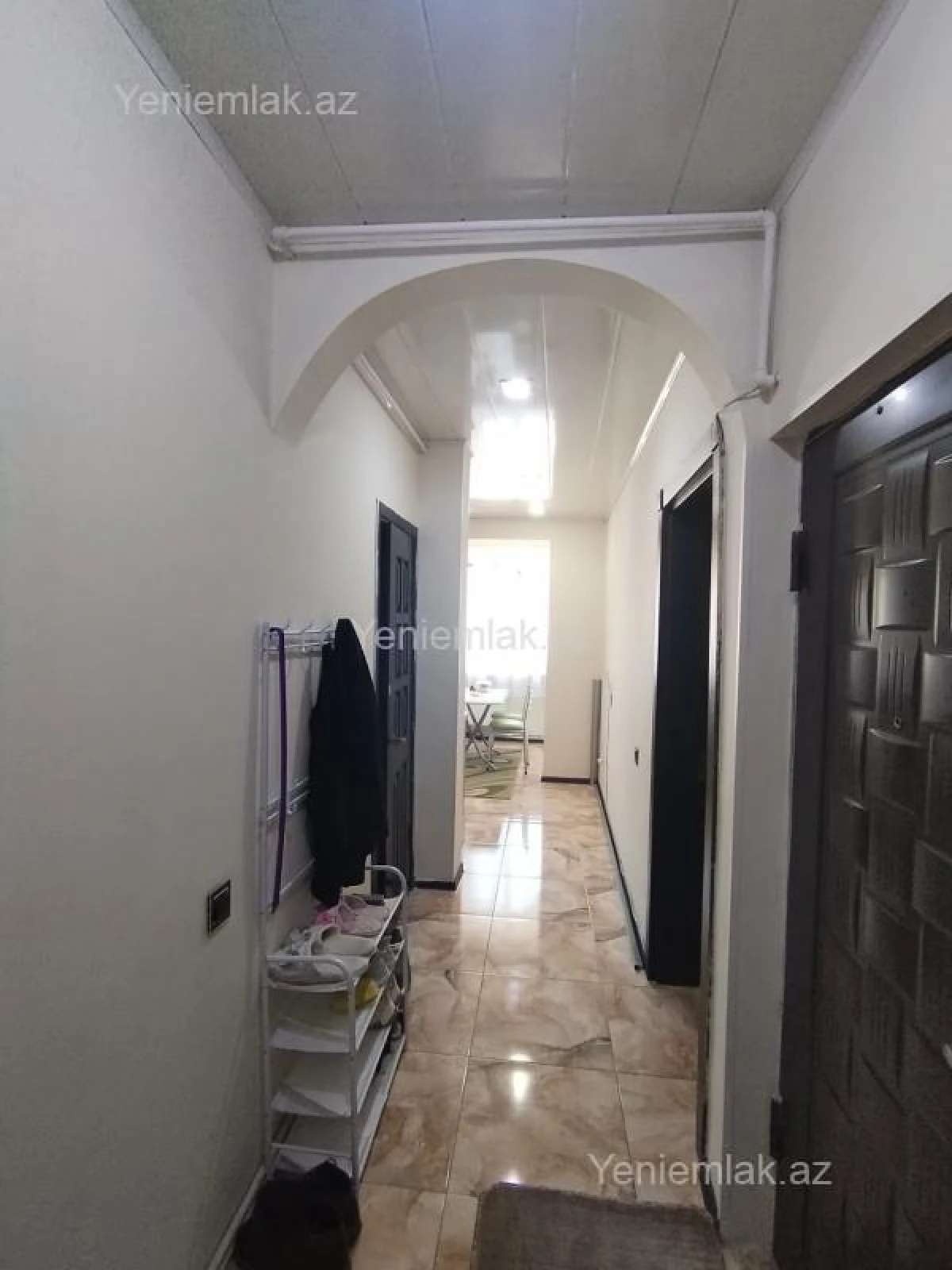 Satılır 2 otaqlı köhnə tikili 55 m²